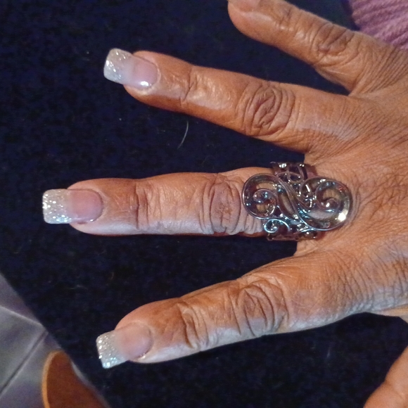 Ring - Picture 5 of 5